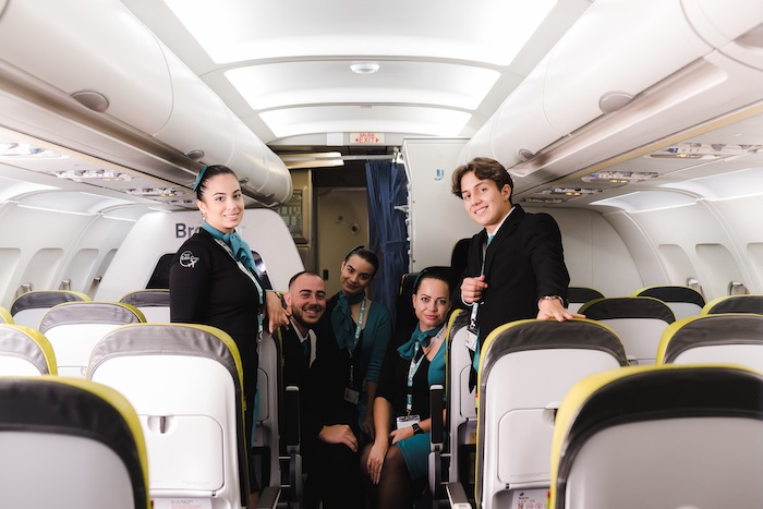 ¿Cuántas horas puede trabajar un Tripulante de Cabina de Pasajeros al mes como máximo?